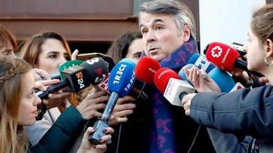 Agustín Martínez Becerra, advocat de tres dels cinc acusats