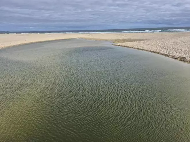 O Concello Carballo reitera a súa preocupación pola situación da lagoa de Baldaio