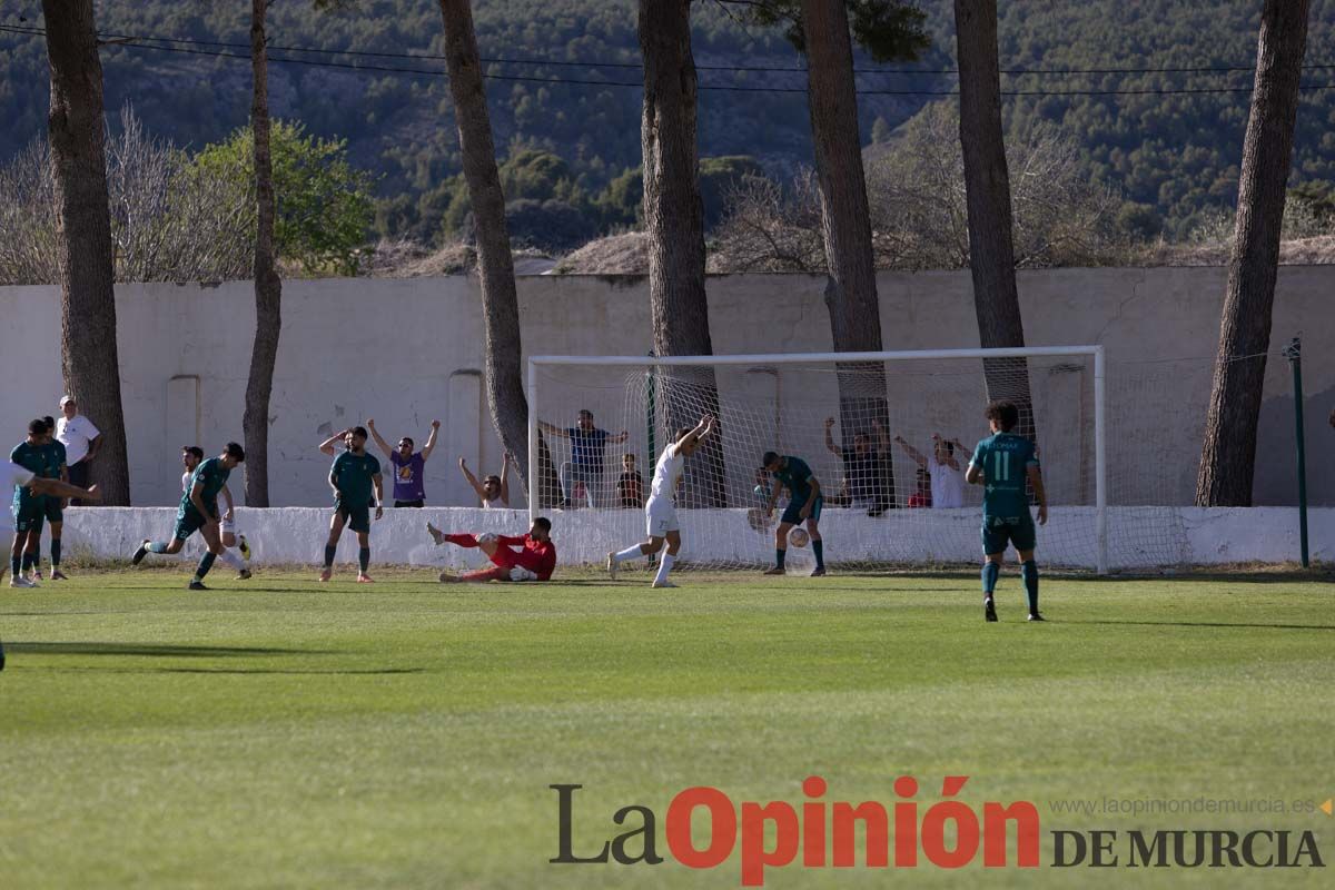 La UD Caravaca vence al Lorca Deportiva por 2-1