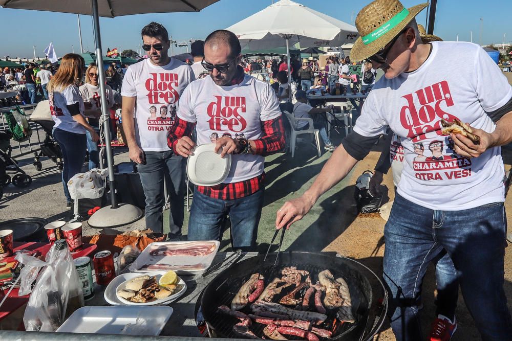 Miles de vecinos de Torrevieja disfrutan del Día de las Paellas en el recinto ferial con motivo de las fiestas patronales de La Purísima2018