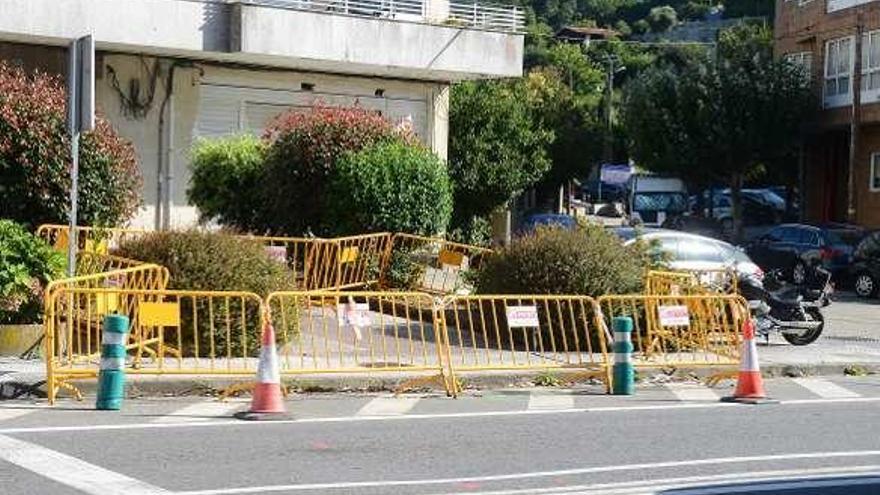 La zona dañada por la canalización del regato de Loureiro. // G.N.