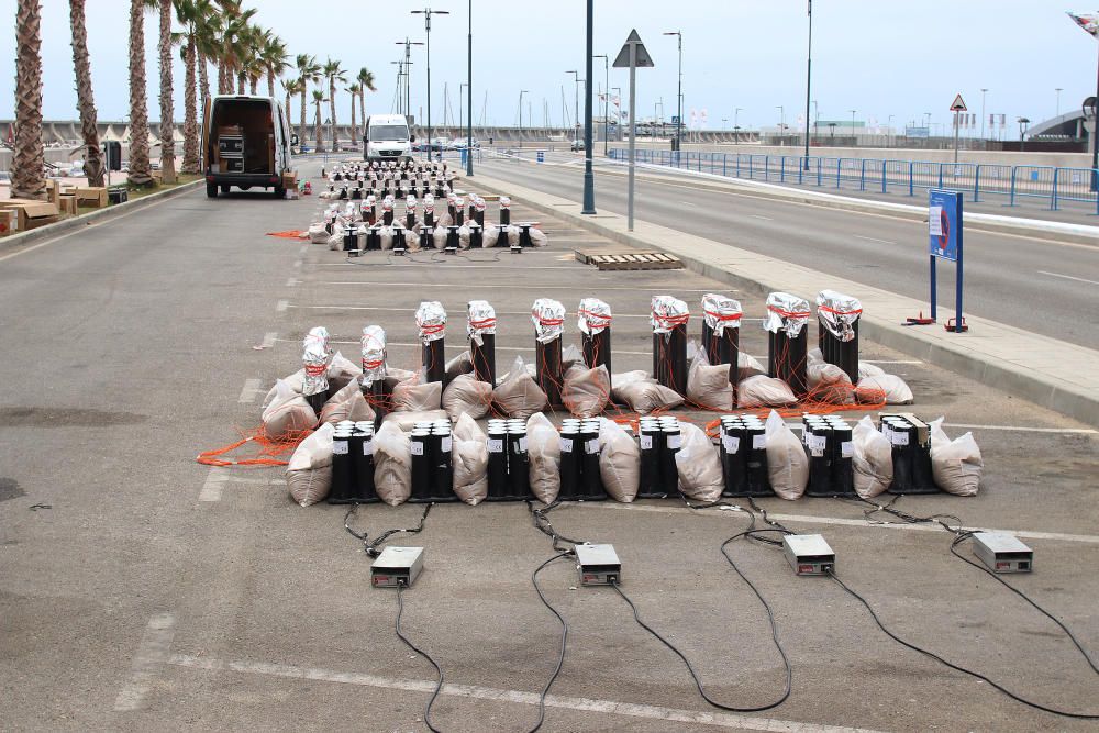 Preparativos de los fuegos artificiales