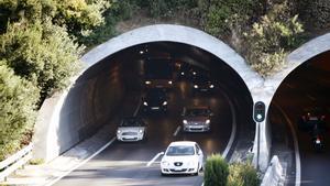 Mor un motorista en un accident dins dels túnels de Vallvidrera