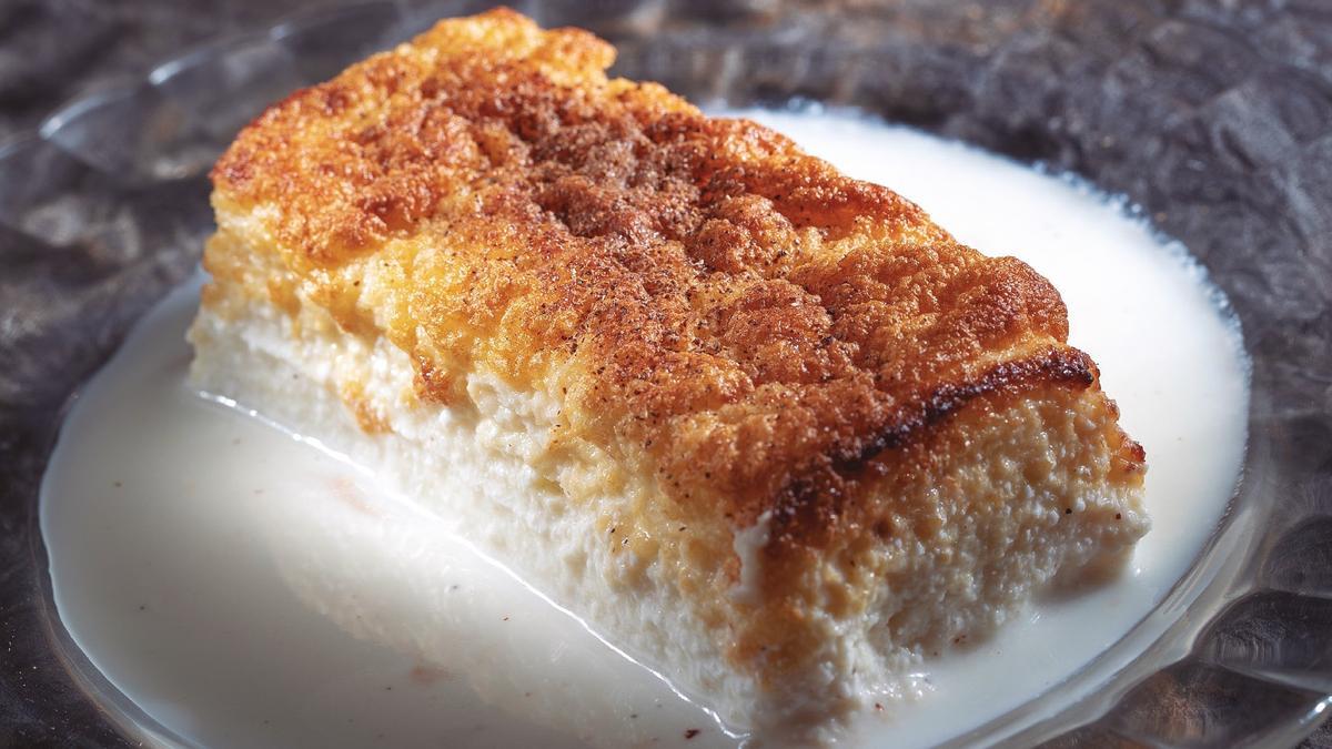 Una torrija elaborada a partir de un roscón Reyes, una receta del libro 'Pan.delirio. Honestamente artesanal' (Planeta Gastro).