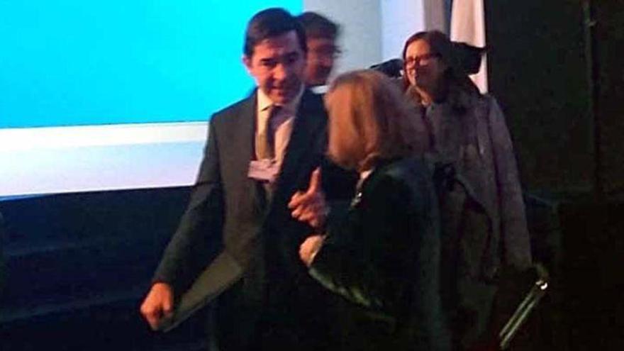 Calviño se reúne con el presidente del BBVA en Davos