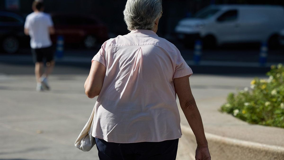 Un encuentro intergeneracional entre abuelos y nietos protagoniza el Día de los abuelos.