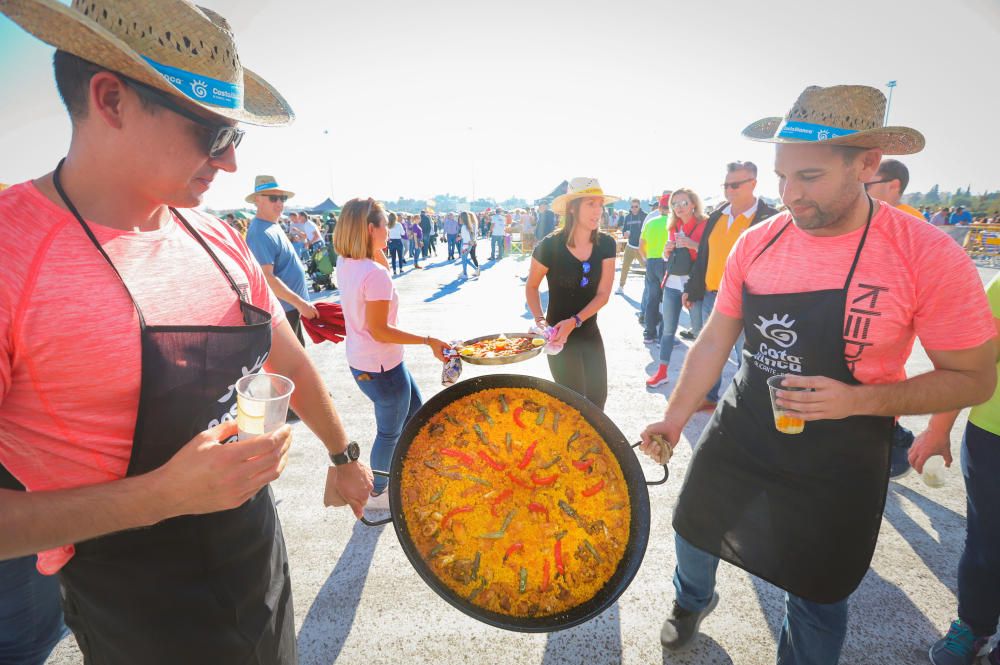 Miles de vecinos de Torrevieja disfrutan del Día de las Paellas en el recinto ferial con motivo de las fiestas patronales de La Purísima2018