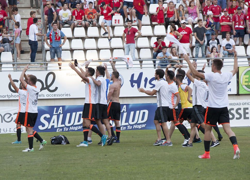 Real Murcia - Valencia Mestalla, en imágenes