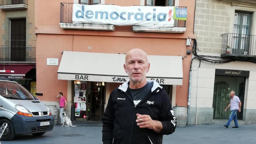 Jann-Marc Rouillan, a la plaça Major de Manresa fa un parell d&#039;anys