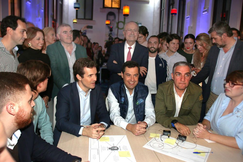 Pablo Casado arropa al líder de los populares andaluces, Juanma Moreno, en un acto en el Polo de Contenidos Digitales de Tabacalera al que también han acudido Elías Bendodo, Francisco de la Torre y Es