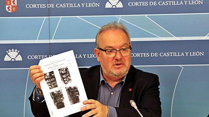 José Francisco Martín, del PSOE, informa sobre el posible fraude en ayudas de formación.