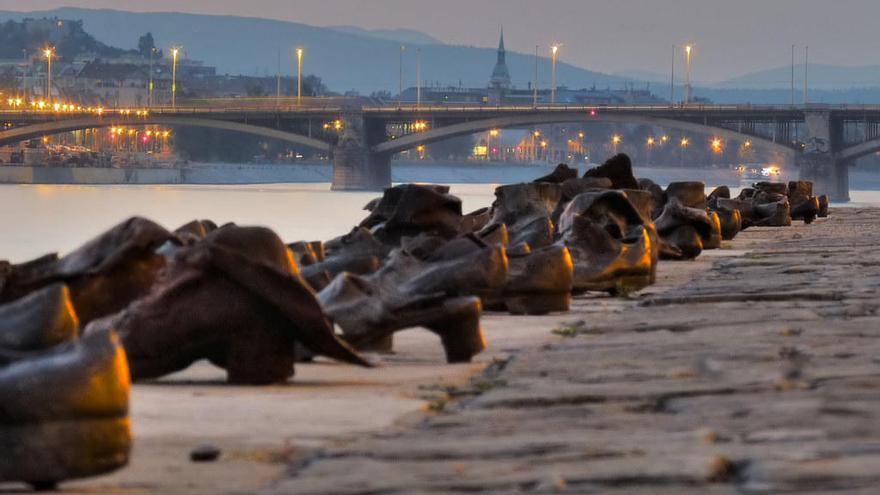 Monumento al Holocausto a las orillas del Danubio.