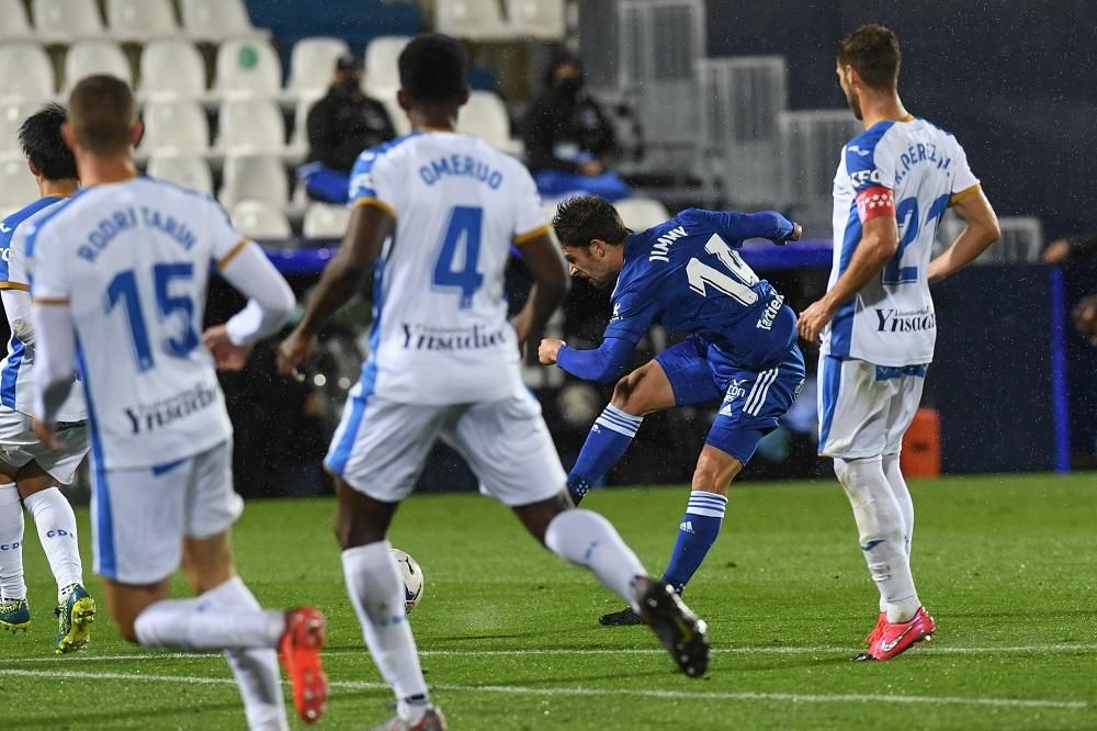 El partido entre el Leganés y el Real Oviedo, en imágenes