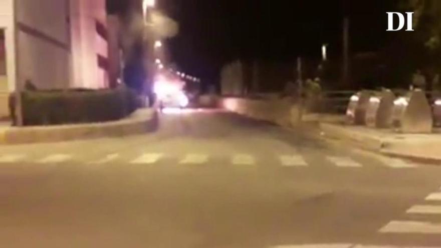 Arde una furgoneta en Puig d'en Valls