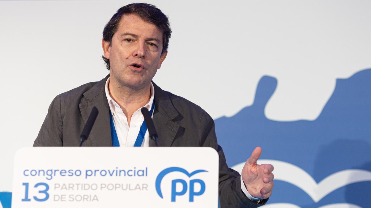 Alfonso Fernández Mañueco, presidente del PP de Castilla y León, durante su intervención en Soria.