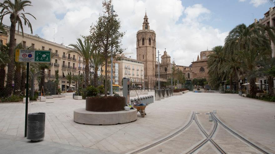 Así luce la nueva Plaza de la Reina tras las obras de reforma integral