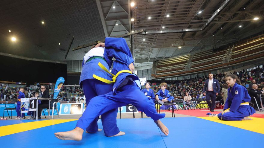 Tres mil judokas llenan el Coliseum por el Miguelito