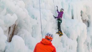 Guía para escalar en hielo.