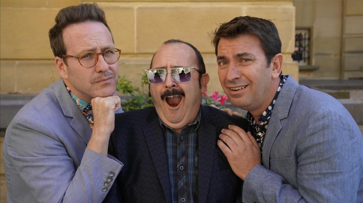 Joaquín Reyes, Carlos Areces y Arturo Valls. Joaquín Reyes, Carlos Areces y Arturo Valls.