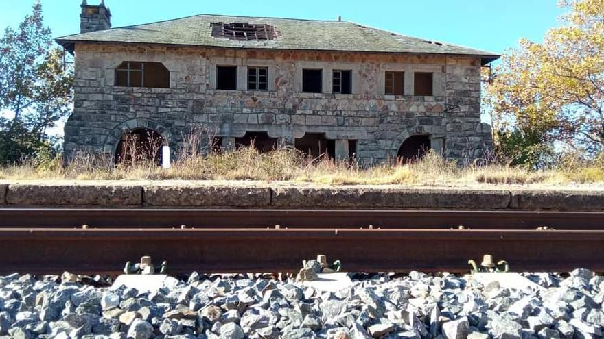 La histórica estación de tren de un pueblo de Zamora será reconvertida en un hotel rural