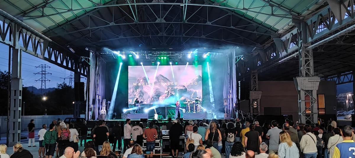El concierto de Marisa Valle Roso en la inauguración de Talleres del Conde.
