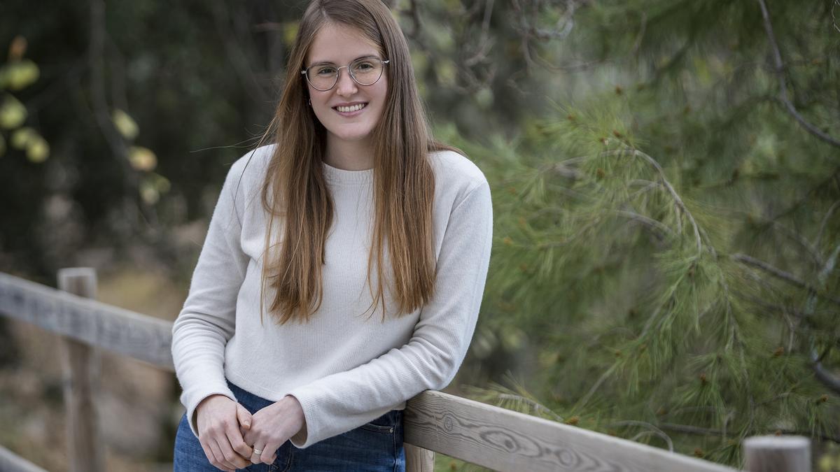 Alba Marín ha concluido sus estudios entre los mejores alumnos de Biotecnología de toda España, siendo la número 1 de su promoción.