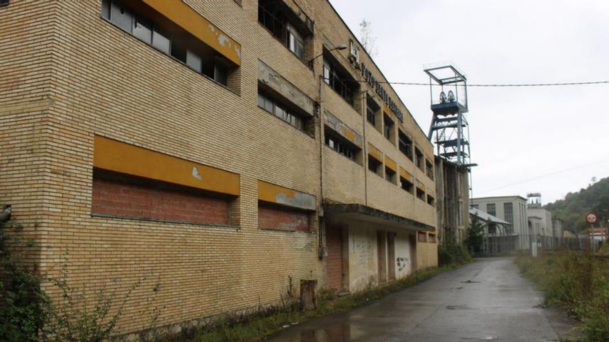&quot;Hunosa lleva cerrando minas 30 años y sin un plan de patrimonio&quot;, replica el gobierno de Mieres al PSOE por su negativa a un consorcio para gestionar estos bienes