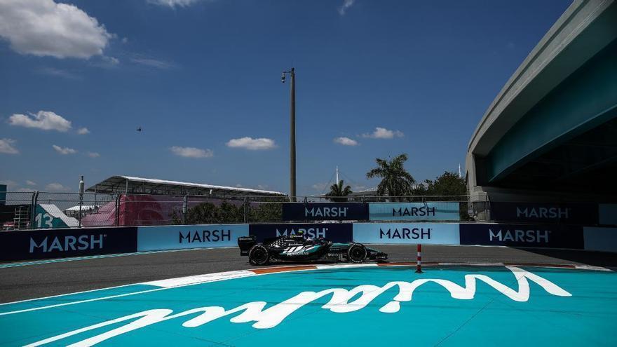 Antonelli ejerce de líder y se lleva la pole ante Verstappen; Alonso, partirá 18º y Sainz, 14º