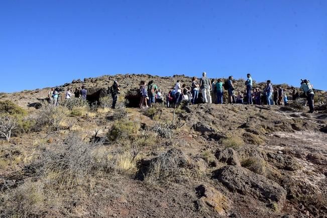 Visita al primer rayo de sol del solsticio de ...