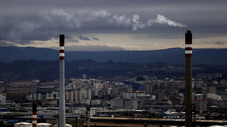 La gran industria gallega rompe con las históricas bajadas de gases de efecto invernadero por el mayor uso del gas en electricidad tras el apagón