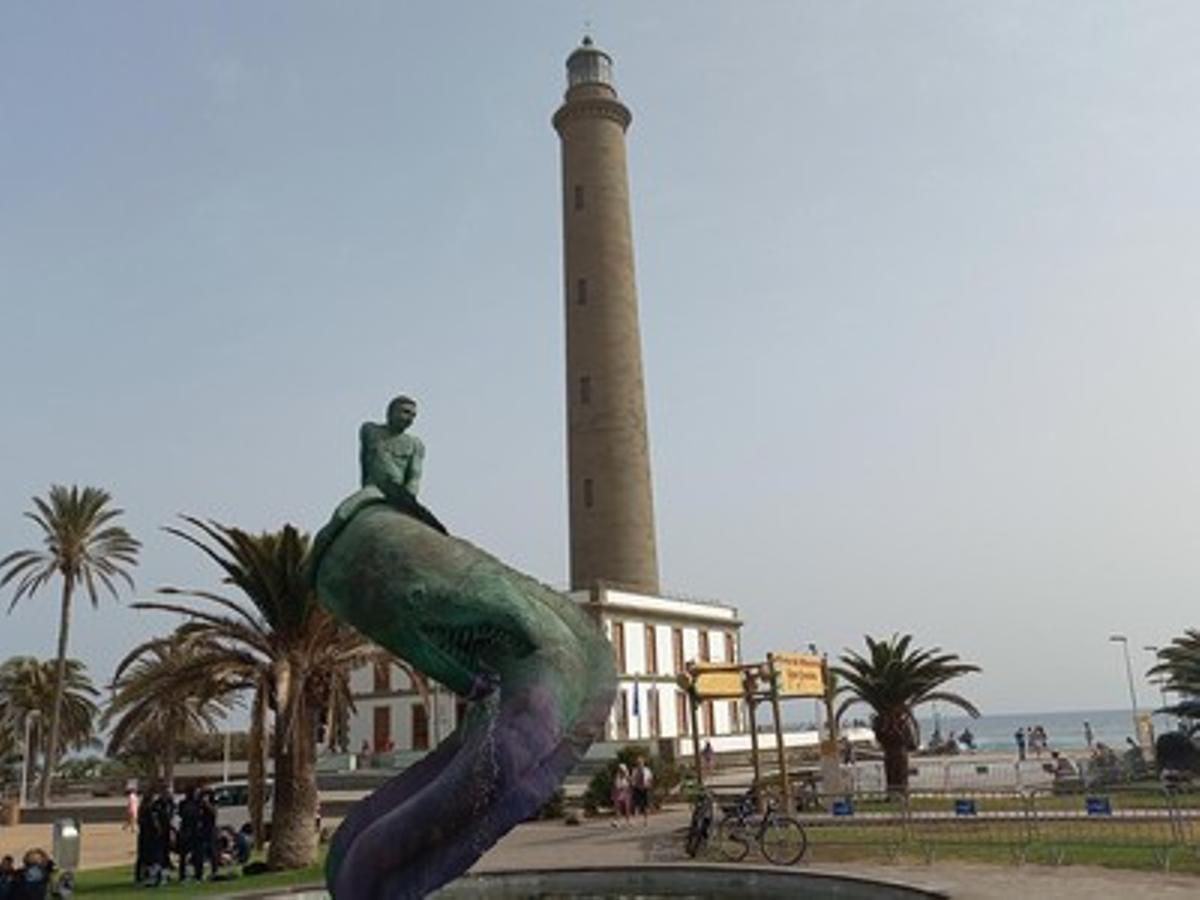 Estatua del faro de Maspalomas