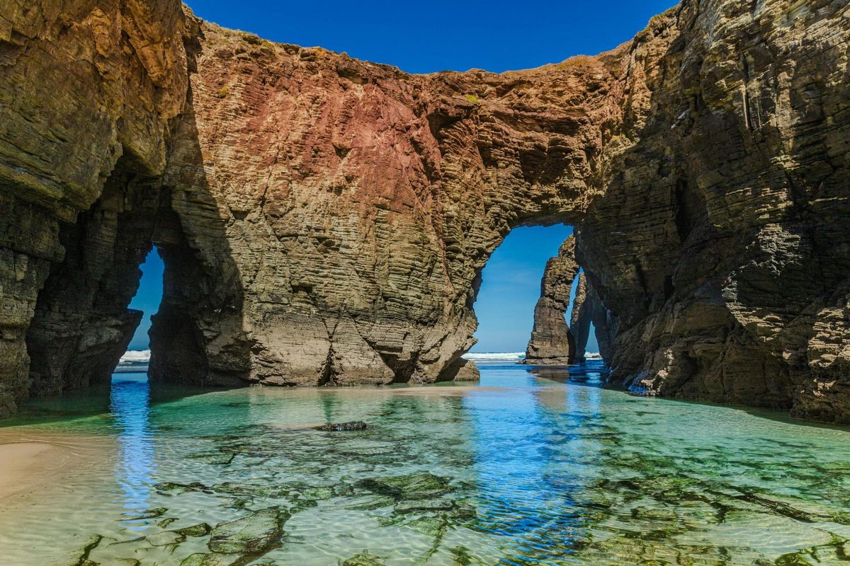 La playa de Las Catedrales, en Galicia, es la que más búsquedas recibió el año pasado por internet.