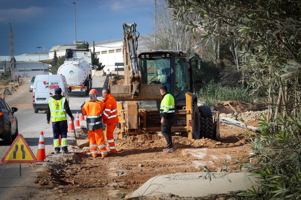 Trabajos en el entorno del Canal Júcar-Túria