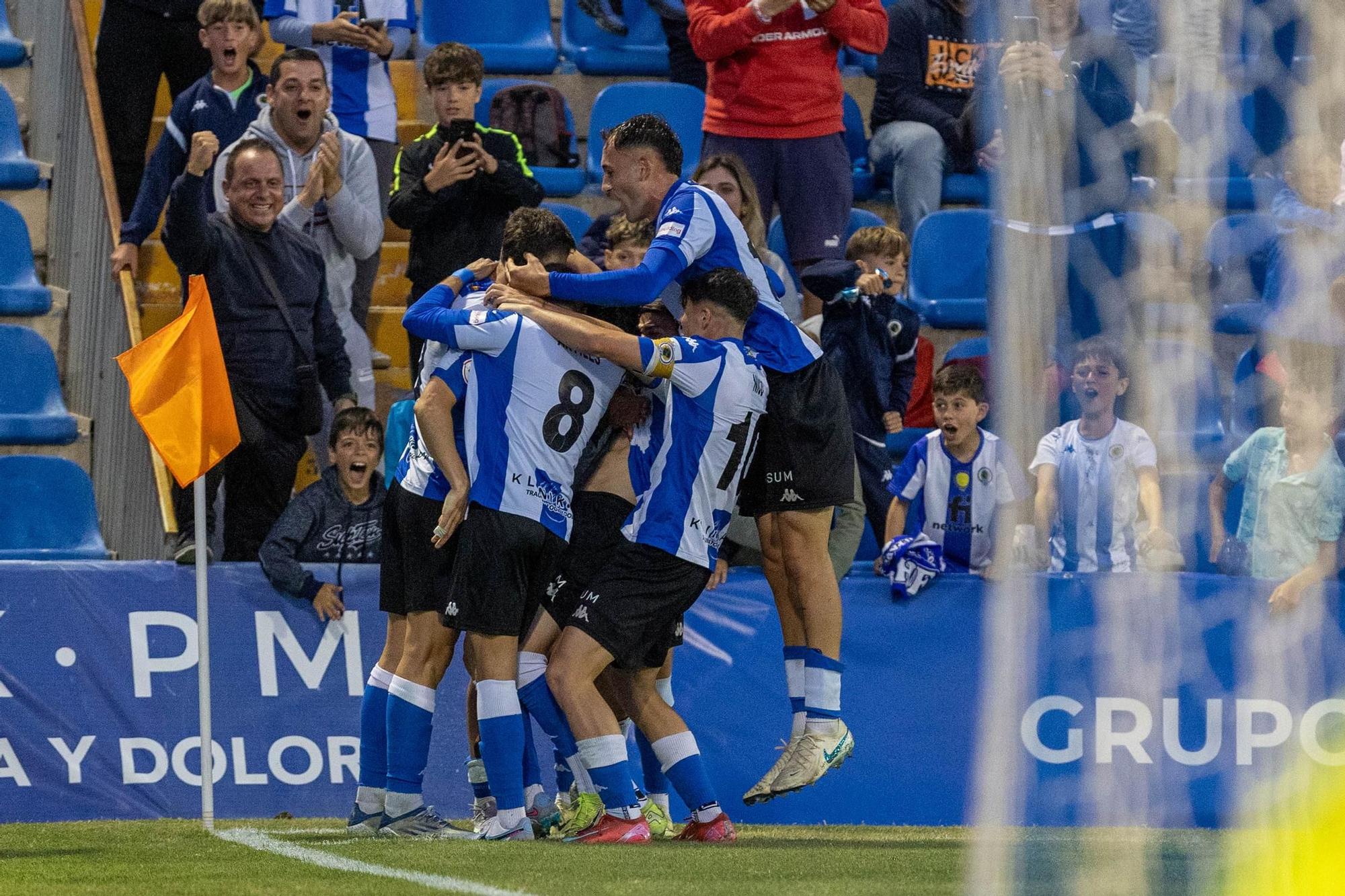 El Hércules derrota al Alcorón con dos goles en la segunda parte