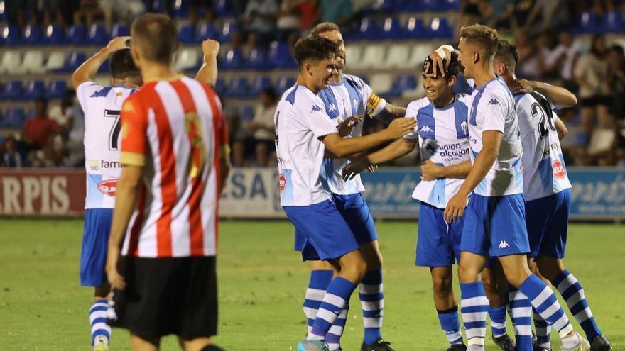 El Alcoyano se juega en Algemesí el primer título de la temporada