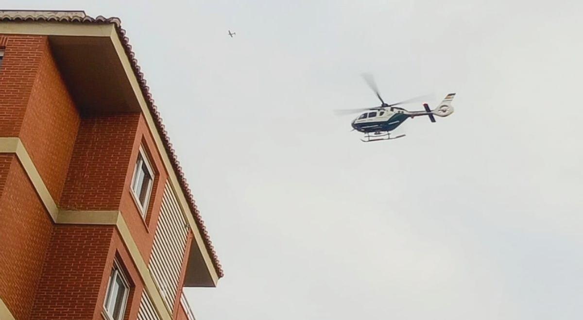 La operación cuenta con apoyo aéreo.