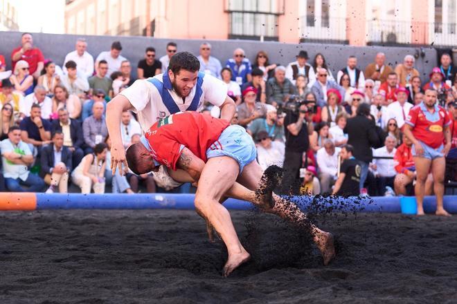 Luchada canaria histórica en Madrid