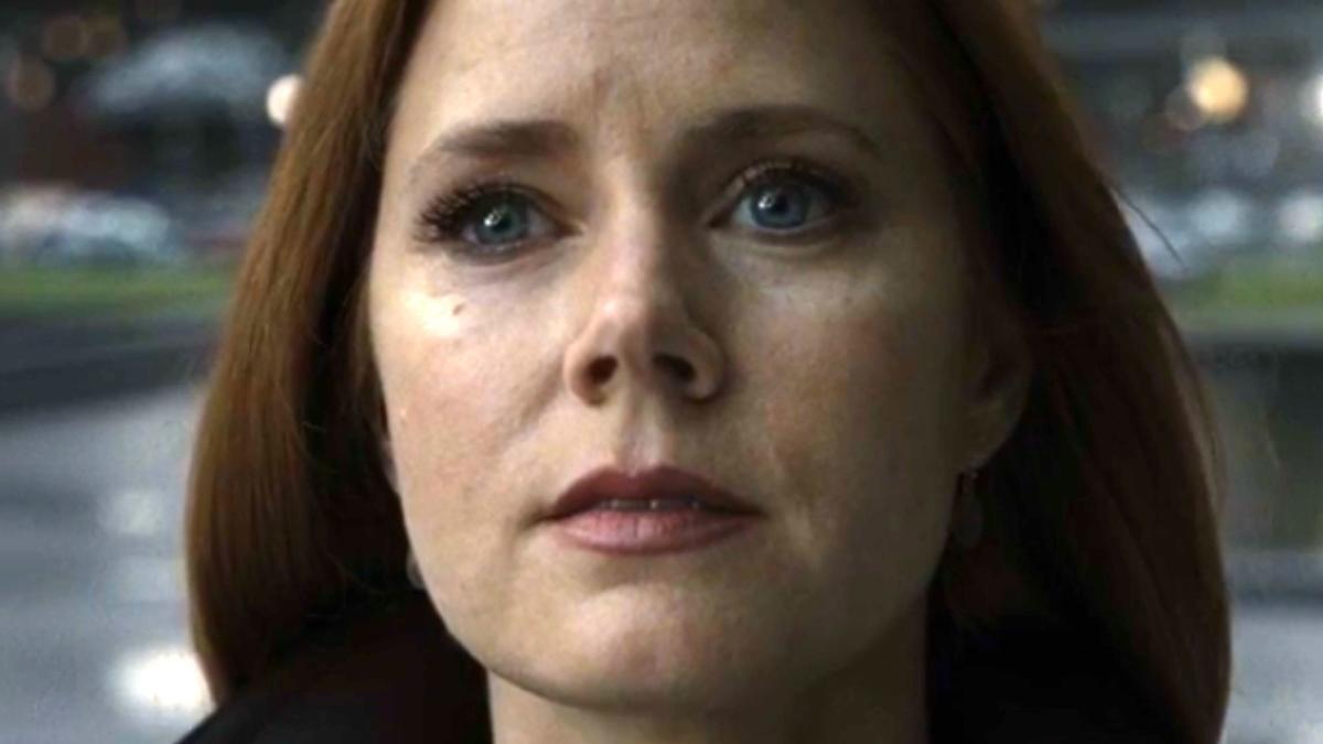 Amy Adams en Justice league como Lois Lane
