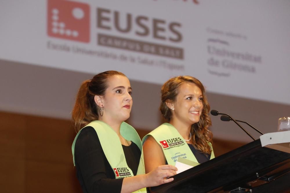 La jornada de graduació de l''EUSES omple l''Auditori