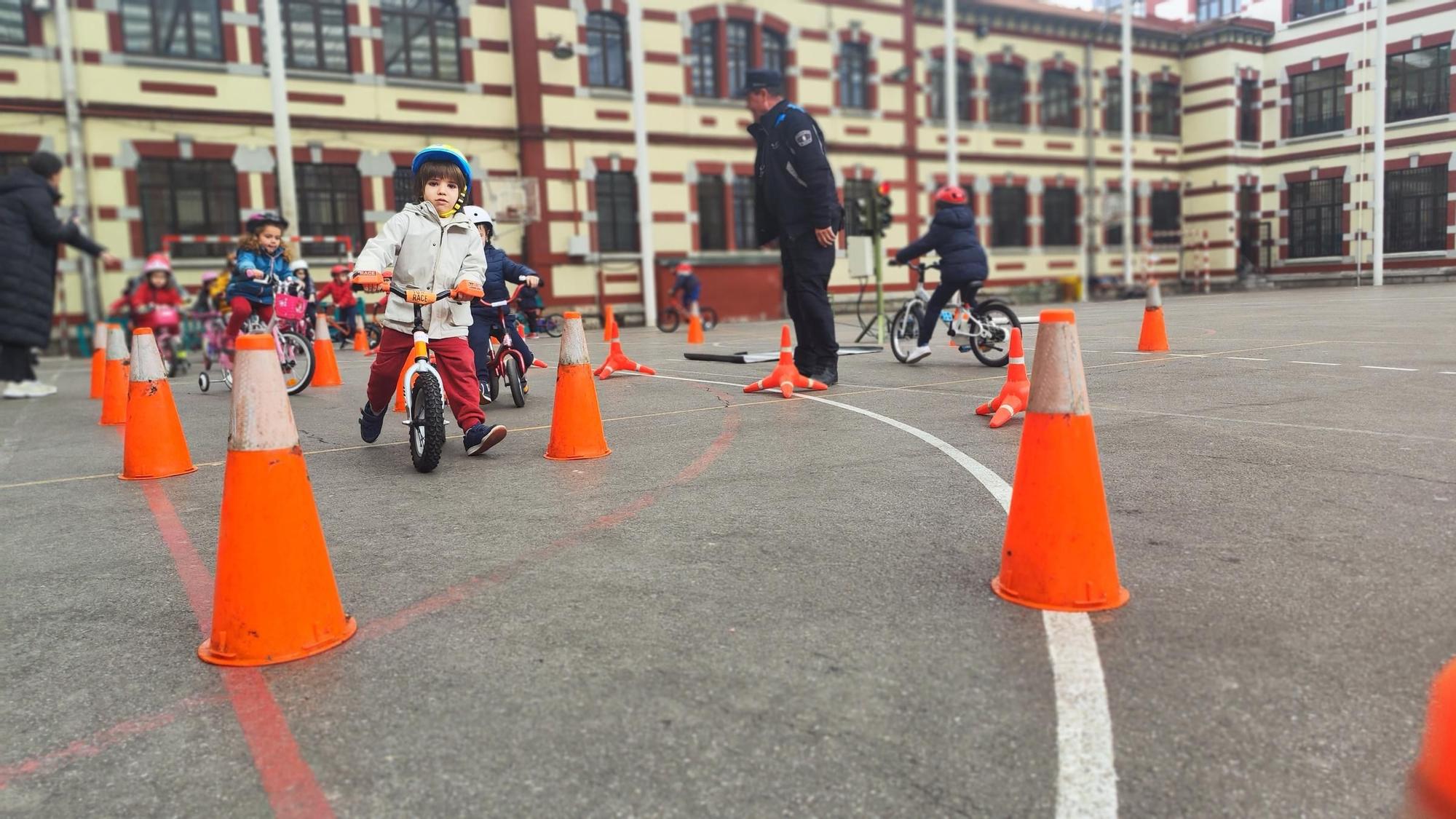 Los niños de Liceo se apuntan a la Seguridad Vial