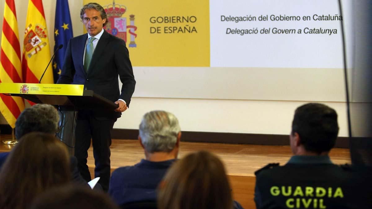 Colau: ’És una barbaritat que la Guàrdia Civil supleixi treballadors en vaga’.
