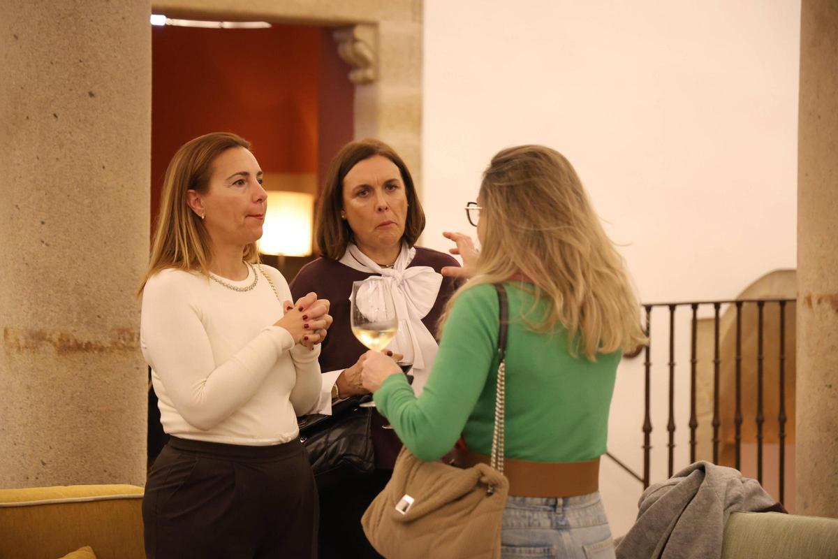 Una gominola inspirada en la gorra de montermoseña refuerza la promoción turística de Cáceres Una gominola inspirada en la gorra de montermoseña refuerza la promoción turística de Cáceres