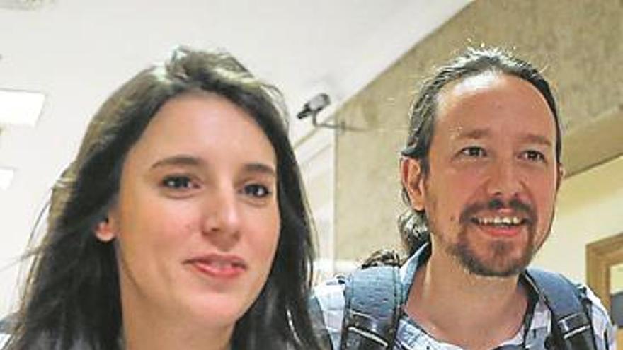 Podemos mete presión al PSOE al consultar a sus bases sobre la coalición