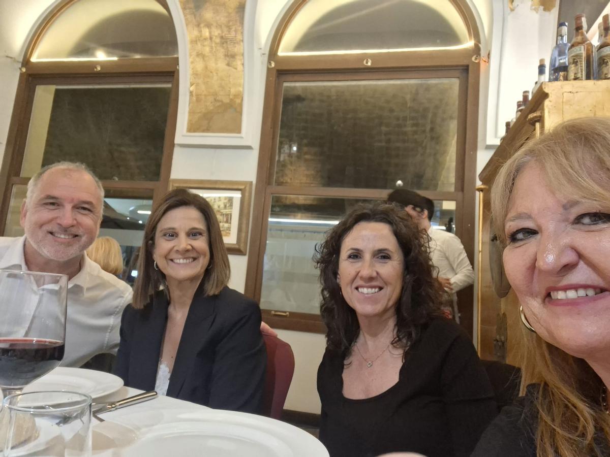 Crónica social. El Cabildo 84-87 recuerda su paso por la  Germandat dels Cavallers de la Conquesta de Castelló