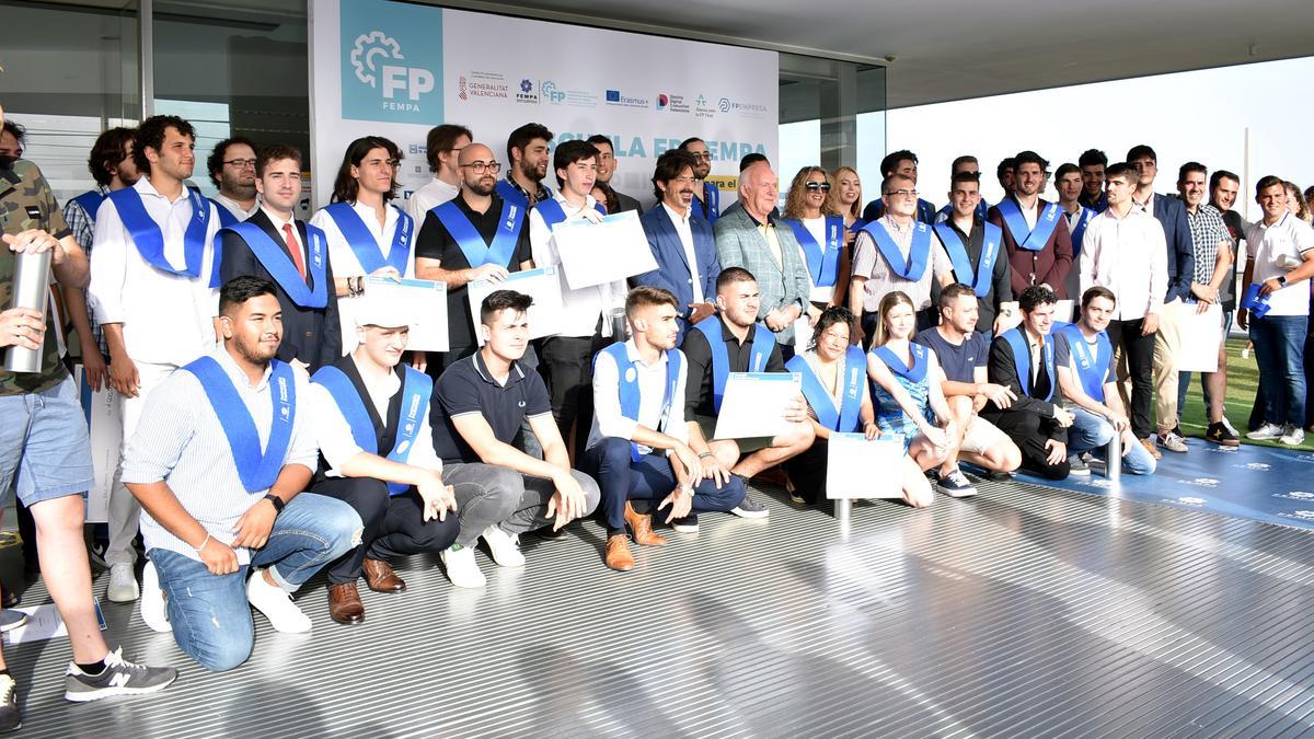 FEMPA, CEV y Cámara Alicante conectan a los jóvenes con el mundo empresarial.