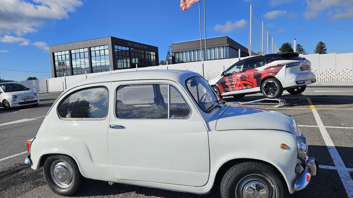 El seat 600 aparcado este jueves en Mareo.