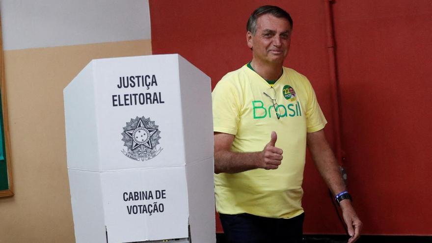 Lula y Bolsonaro votan en las presidenciales con expectativas de victoria