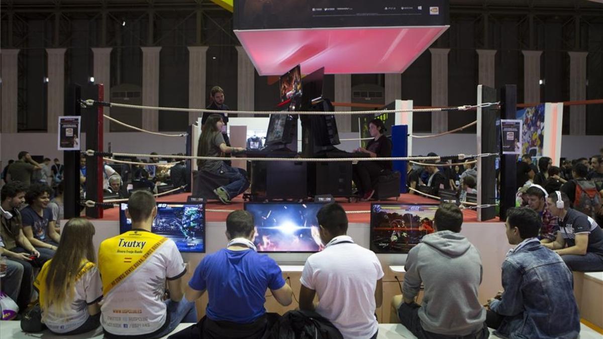 Competición de juegos en el Barcelona Games World.