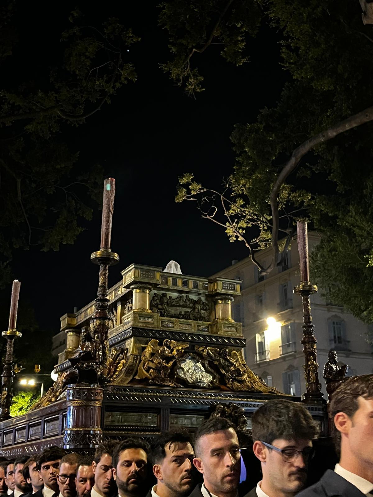 Sepulcro en la Alameda.