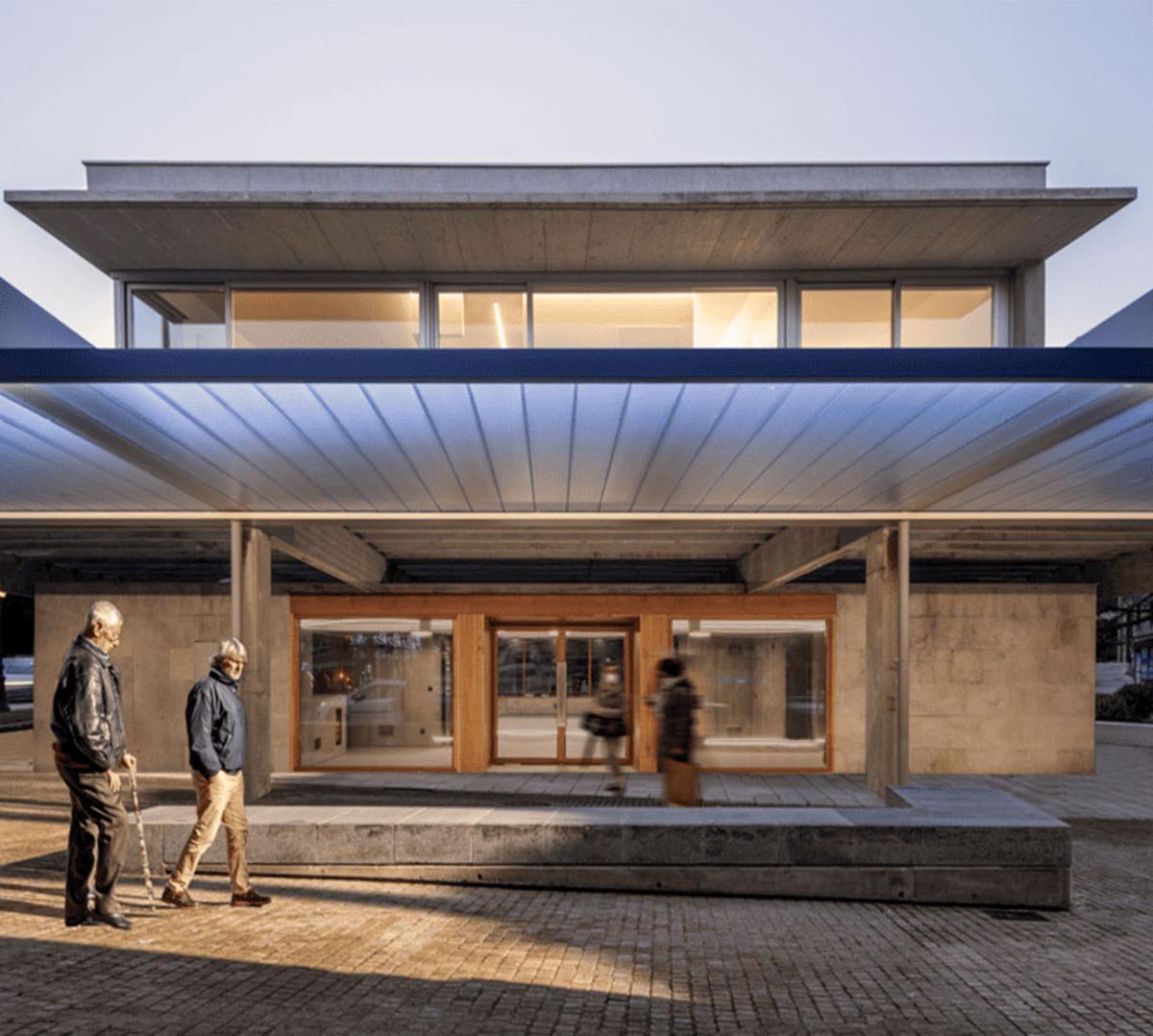 Conferencia de los arquitectos Jorge García Anta y Fernando Eiroa Lorenzo en el COAG.